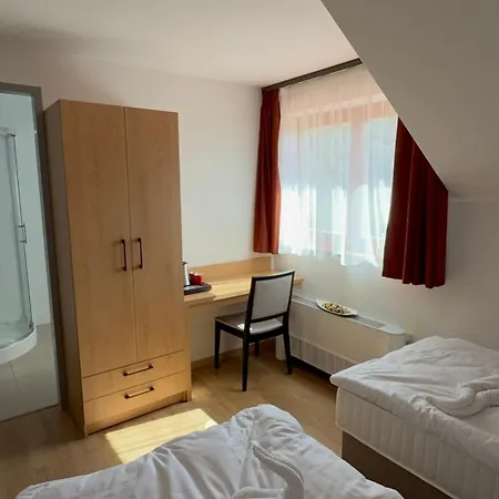 Chata Pilisszentlaszloi Turistaszallas
