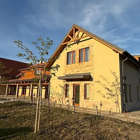 Pilisszentlaszloi Turistaszallas